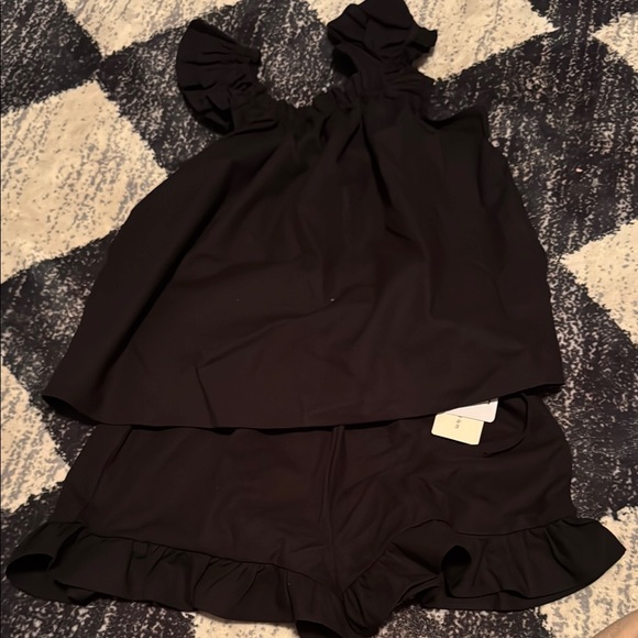 Commense Black Ruffle Sleeveless Top and Short set - Picture 4 of 5